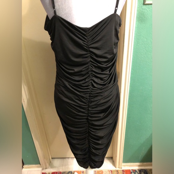 Express Body Contour Rushed Dress - Picture 8 of 15